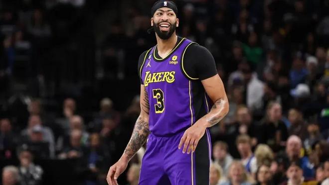 与判罚摇摆 与判罚摇摆